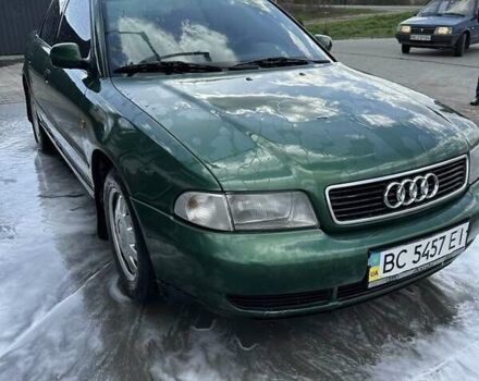 Зеленый Ауди А4, объемом двигателя 1.6 л и пробегом 170 тыс. км за 2800 $, фото 1 на Automoto.ua
