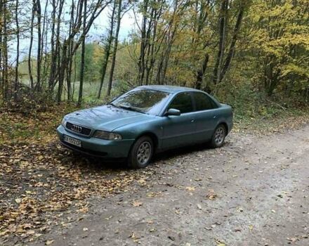 Зеленый Ауди А4, объемом двигателя 1.6 л и пробегом 400 тыс. км за 3000 $, фото 20 на Automoto.ua
