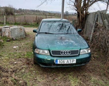 Зеленый Ауди А4, объемом двигателя 0 л и пробегом 300 тыс. км за 1000 $, фото 5 на Automoto.ua