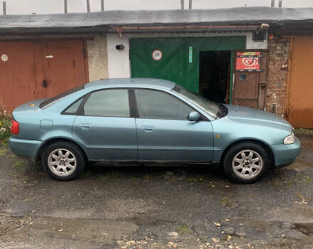 Зелений Ауді А4, об'ємом двигуна 1.6 л та пробігом 420 тис. км за 3200 $, фото 7 на Automoto.ua