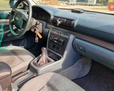 Ауди А4 1998 в Днепре (Днепропетровске) на Automoto.ua Зеленый Ауди А4, объемом двигателя 1.6 л и пробегом 262 тыс. км за 3500 $, фото 25 на Automoto.ua