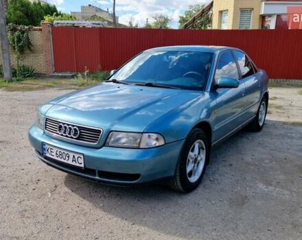 Ауди А4 1998 в Днепре (Днепропетровске) на Automoto.ua Зеленый Ауди А4, объемом двигателя 1.6 л и пробегом 262 тыс. км за 3500 $, фото 3 на Automoto.ua