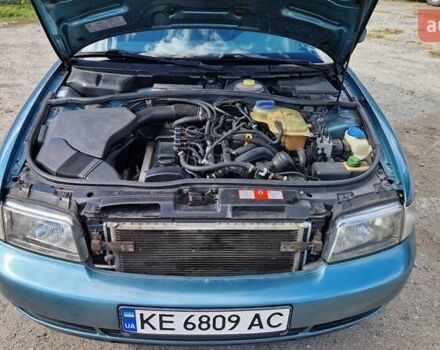 Ауди А4 1998 в Днепре (Днепропетровске) на Automoto.ua Зеленый Ауди А4, объемом двигателя 1.6 л и пробегом 262 тыс. км за 3500 $, фото 34 на Automoto.ua