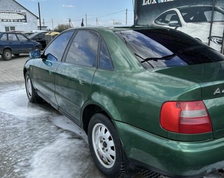 Зеленый Ауди А4, объемом двигателя 1.6 л и пробегом 170 тыс. км за 2800 $, фото 7 на Automoto.ua
