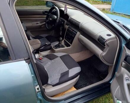 Зеленый Ауди А4, объемом двигателя 1.6 л и пробегом 400 тыс. км за 3000 $, фото 12 на Automoto.ua