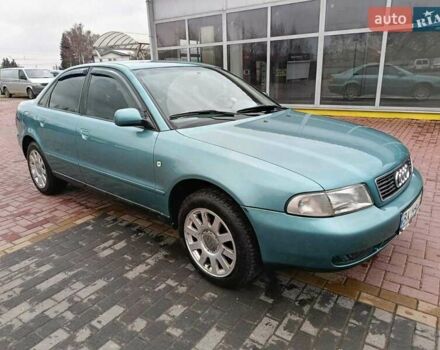 Зеленый Ауди А4, объемом двигателя 1.6 л и пробегом 292 тыс. км за 3000 $, фото 1 на Automoto.ua