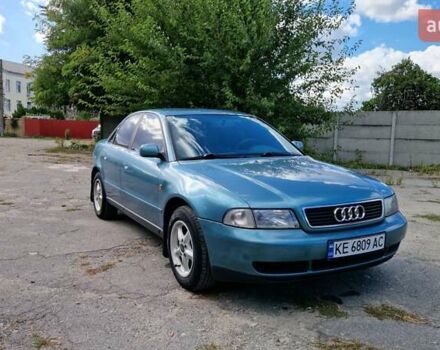 Ауди А4 1998 в Днепре (Днепропетровске) на Automoto.ua Зеленый Ауди А4, объемом двигателя 1.6 л и пробегом 262 тыс. км за 3500 $, фото 1 на Automoto.ua