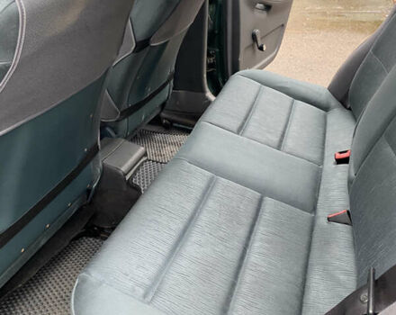 Зеленый Ауди А4, объемом двигателя 1.6 л и пробегом 355 тыс. км за 3500 $, фото 11 на Automoto.ua