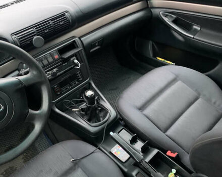 Зелений Ауді А4, об'ємом двигуна 1.9 л та пробігом 283 тис. км за 3900 $, фото 12 на Automoto.ua