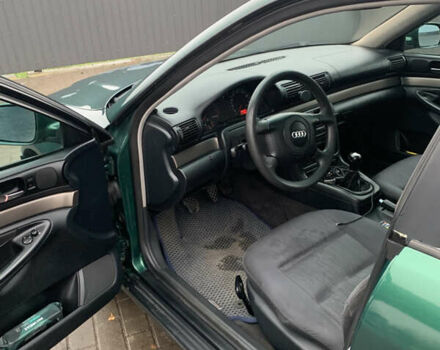 Зелений Ауді А4, об'ємом двигуна 1.9 л та пробігом 283 тис. км за 3900 $, фото 9 на Automoto.ua