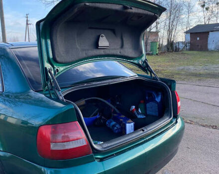 Зеленый Ауди А4, объемом двигателя 1.6 л и пробегом 356 тыс. км за 3400 $, фото 18 на Automoto.ua