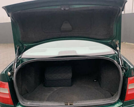 Зелений Ауді А4, об'ємом двигуна 1.9 л та пробігом 283 тис. км за 3900 $, фото 23 на Automoto.ua