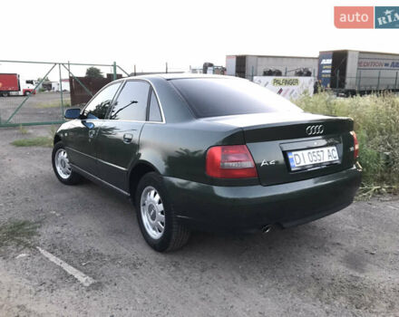 Зелений Ауді А4, об'ємом двигуна 1.78 л та пробігом 285 тис. км за 4000 $, фото 3 на Automoto.ua