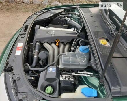 Зелений Ауді А4, об'ємом двигуна 1.6 л та пробігом 220 тис. км за 5000 $, фото 17 на Automoto.ua