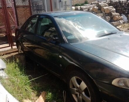 Зелений Ауді А4, об'ємом двигуна 0 л та пробігом 111 тис. км за 721 $, фото 1 на Automoto.ua