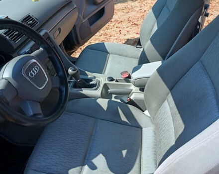 Зеленый Ауди А4, объемом двигателя 1.98 л и пробегом 220 тыс. км за 7200 $, фото 11 на Automoto.ua