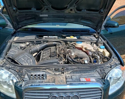 Зеленый Ауди А4, объемом двигателя 1.98 л и пробегом 220 тыс. км за 7200 $, фото 4 на Automoto.ua