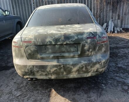 Зеленый Ауди А4, объемом двигателя 2 л и пробегом 440 тыс. км за 3300 $, фото 2 на Automoto.ua