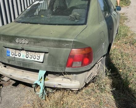 Зелений Ауді А4, об'ємом двигуна 1.6 л та пробігом 200 тис. км за 485 $, фото 1 на Automoto.ua