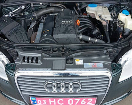 Ауді А4 2007 у Липовце на Automoto.ua Зелений Ауді А4, об'ємом двигуна 0 л та пробігом 251 тис. км за 6800 $, фото 6 на Automoto.ua