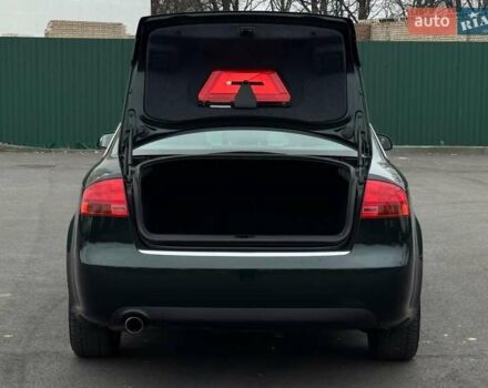 Зелений Ауді А4, об'ємом двигуна 1.6 л та пробігом 180 тис. км за 7500 $, фото 17 на Automoto.ua