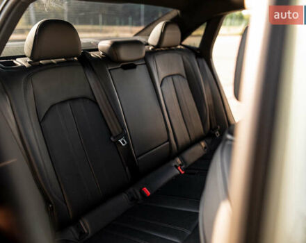 Зелений Ауді А4, об'ємом двигуна 1.98 л та пробігом 47 тис. км за 30000 $, фото 61 на Automoto.ua