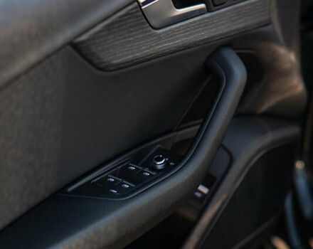 Зелений Ауді А4, об'ємом двигуна 1.98 л та пробігом 47 тис. км за 30000 $, фото 50 на Automoto.ua