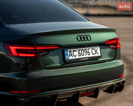 Зелений Ауді А4, об'ємом двигуна 1.98 л та пробігом 47 тис. км за 30000 $, фото 15 на Automoto.ua