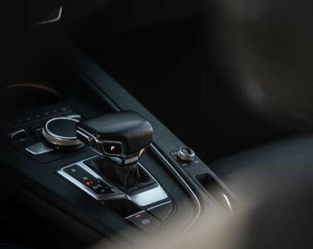 Зелений Ауді А4, об'ємом двигуна 1.98 л та пробігом 47 тис. км за 30000 $, фото 33 на Automoto.ua