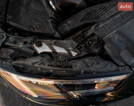 Зелений Ауді А4, об'ємом двигуна 1.98 л та пробігом 47 тис. км за 30000 $, фото 60 на Automoto.ua