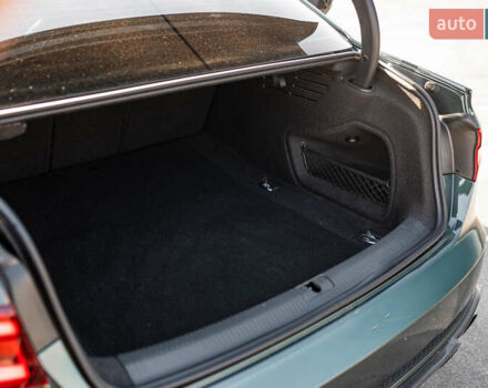 Зелений Ауді А4, об'ємом двигуна 1.98 л та пробігом 47 тис. км за 30000 $, фото 63 на Automoto.ua