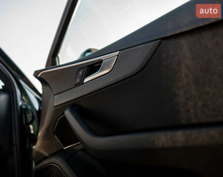 Зелений Ауді А4, об'ємом двигуна 1.98 л та пробігом 47 тис. км за 30000 $, фото 42 на Automoto.ua