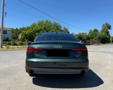 Зеленый Ауди А4, объемом двигателя 2 л и пробегом 89 тыс. км за 9000 $, фото 10 на Automoto.ua