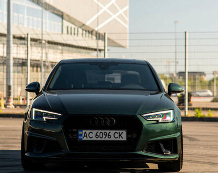 Зелений Ауді А4, об'ємом двигуна 1.98 л та пробігом 47 тис. км за 30000 $, фото 2 на Automoto.ua