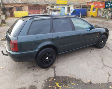 Зеленый Ауди А4, объемом двигателя 1.9 л и пробегом 422 тыс. км за 3600 $, фото 5 на Automoto.ua