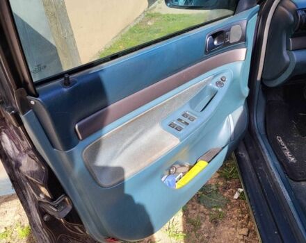 Зеленый Ауди А4, объемом двигателя 1.8 л и пробегом 400 тыс. км за 2000 $, фото 8 на Automoto.ua