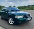 Зеленый Ауди А4, объемом двигателя 1.6 л и пробегом 300 тыс. км за 4100 $, фото 1 на Automoto.ua