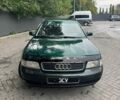 Зеленый Ауди А4, объемом двигателя 1.8 л и пробегом 300 тыс. км за 1450 $, фото 1 на Automoto.ua