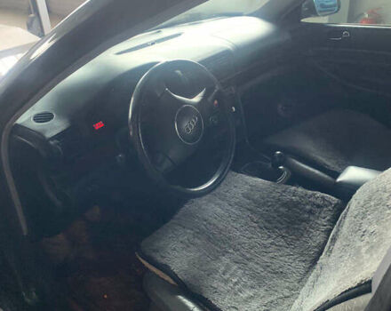 Зеленый Ауди А4, объемом двигателя 1.9 л и пробегом 200 тыс. км за 4200 $, фото 6 на Automoto.ua