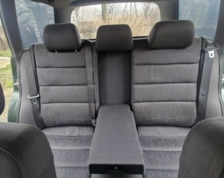 Зеленый Ауди А4, объемом двигателя 1.6 л и пробегом 290 тыс. км за 4800 $, фото 5 на Automoto.ua