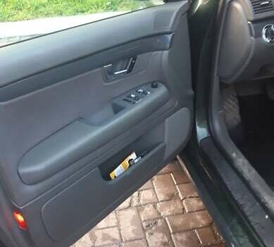 Зеленый Ауди А4, объемом двигателя 2.5 л и пробегом 325 тыс. км за 5700 $, фото 9 на Automoto.ua