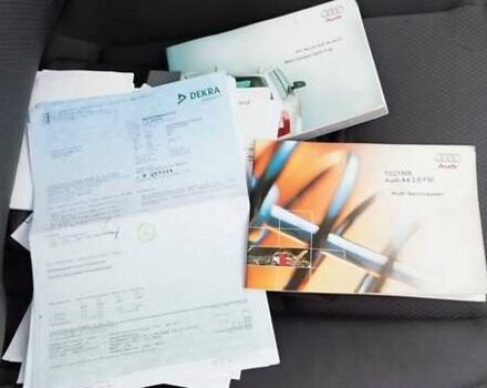 Зеленый Ауди А4, объемом двигателя 2 л и пробегом 201 тыс. км за 5899 $, фото 62 на Automoto.ua