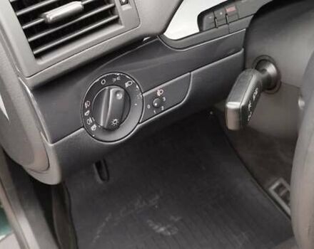 Зеленый Ауди А4, объемом двигателя 2 л и пробегом 201 тыс. км за 5899 $, фото 30 на Automoto.ua