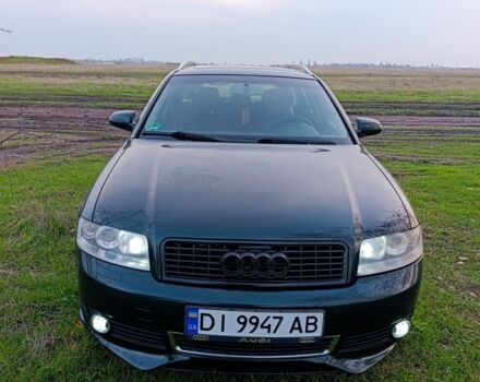 Зелений Ауді А4, об'ємом двигуна 1.8 л та пробігом 307 тис. км за 5700 $, фото 1 на Automoto.ua