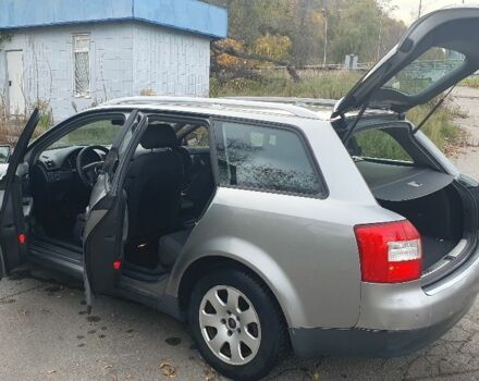 Зеленый Ауди А4, объемом двигателя 1.9 л и пробегом 333 тыс. км за 3000 $, фото 16 на Automoto.ua