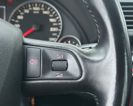 Зеленый Ауди А4, объемом двигателя 1.8 л и пробегом 209 тыс. км за 7200 $, фото 31 на Automoto.ua