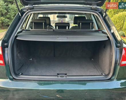 Зелений Ауді А4, об'ємом двигуна 1.8 л та пробігом 209 тис. км за 7300 $, фото 32 на Automoto.ua