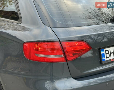 Зеленый Ауди А4, объемом двигателя 2 л и пробегом 213 тыс. км за 9600 $, фото 20 на Automoto.ua
