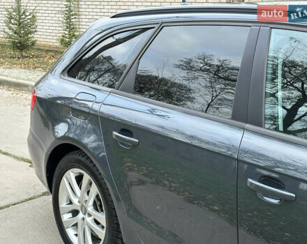 Зеленый Ауди А4, объемом двигателя 2 л и пробегом 213 тыс. км за 9600 $, фото 16 на Automoto.ua