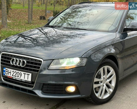 Зеленый Ауди А4, объемом двигателя 2 л и пробегом 213 тыс. км за 9600 $, фото 1 на Automoto.ua